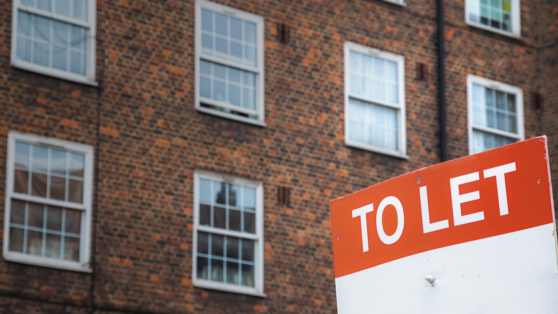 To let sign outside of flats