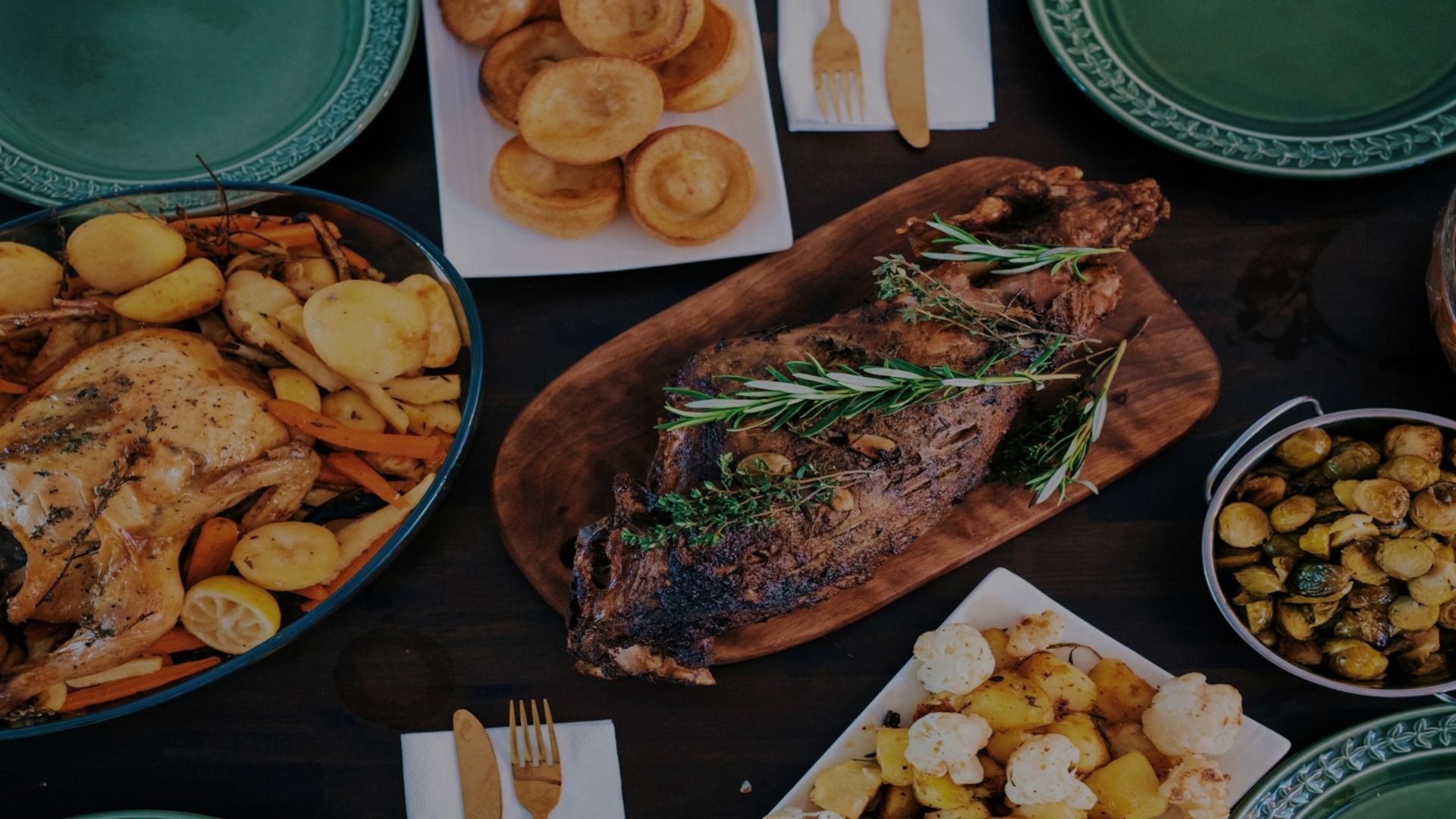 Image of Christmas dinner on a table